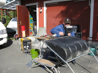 21.08.2016 Lumen poistoon ampumaradalla valmistauduttu! Lumikolat kunnostettu. Teuvo Honkamäki.