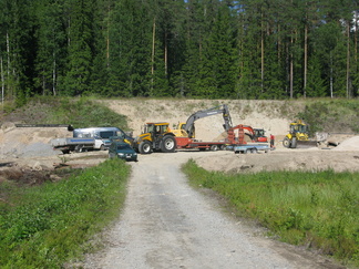 Talkookoneita ei kevään jälkeen ole näkynyt radalla ja sitten niitä ilmestyy useampi kone yhtäaikaa. 